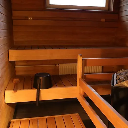 Nukkumatti 3*